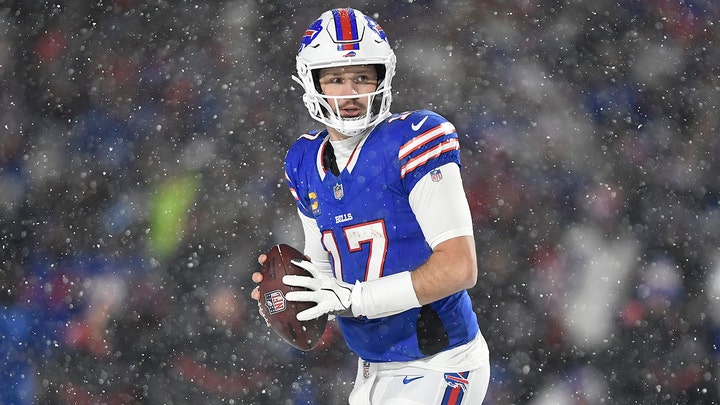 Josh Allen makes NFL history as Bills win AFC East over 49ers in snow