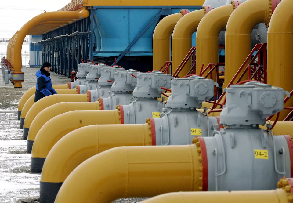 Russia stops gas exports to Europe through Ukraine